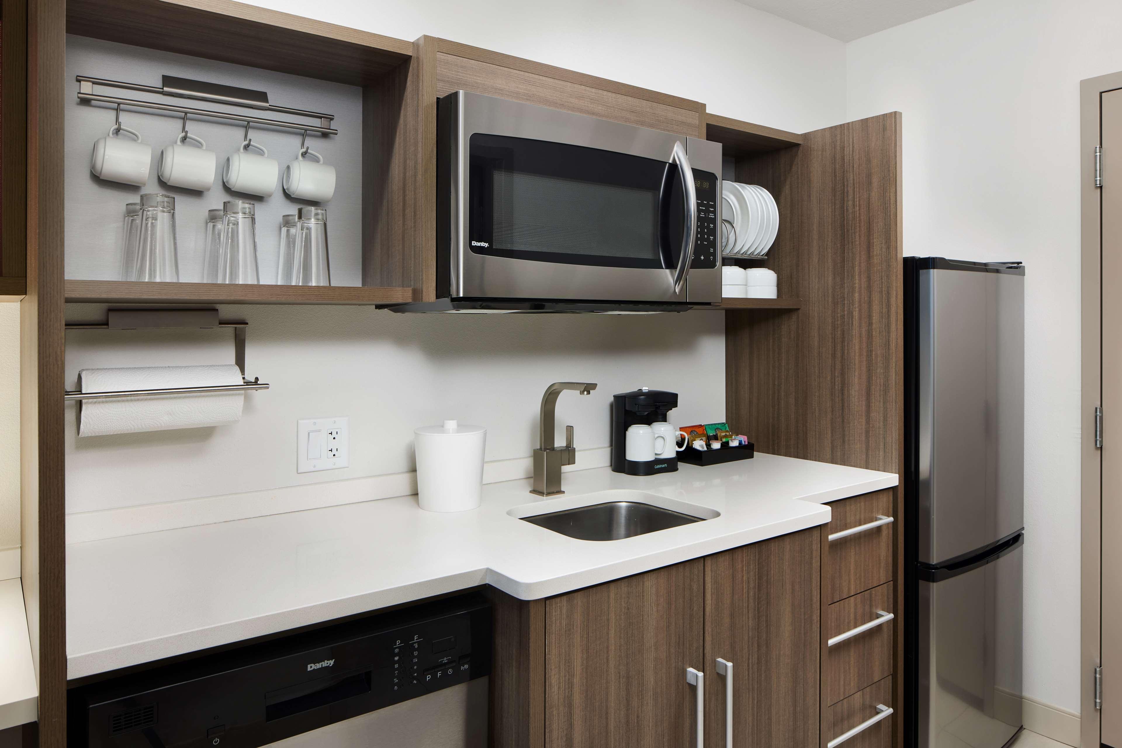 Home2 Suites By Hilton Стюарт Экстерьер фото